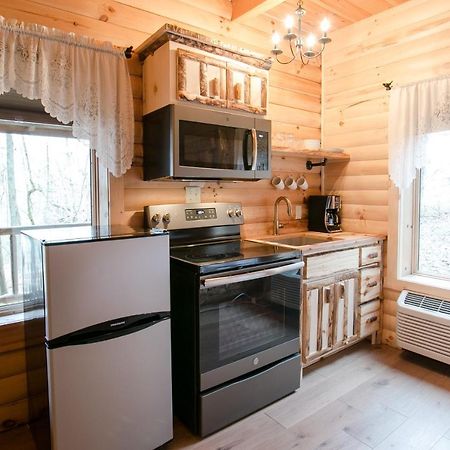 Coblentz Country Lodge By Amish Country Lodging Berlin Exteriör bild