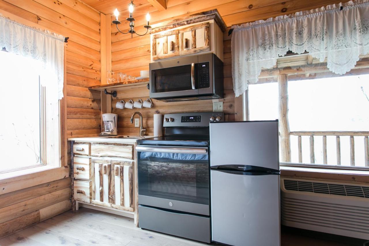 Coblentz Country Lodge By Amish Country Lodging Berlin Exteriör bild