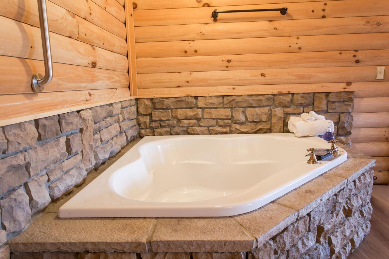 Coblentz Country Lodge By Amish Country Lodging Berlin Exteriör bild