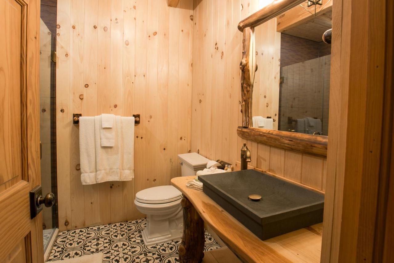 Coblentz Country Lodge By Amish Country Lodging Berlin Exteriör bild