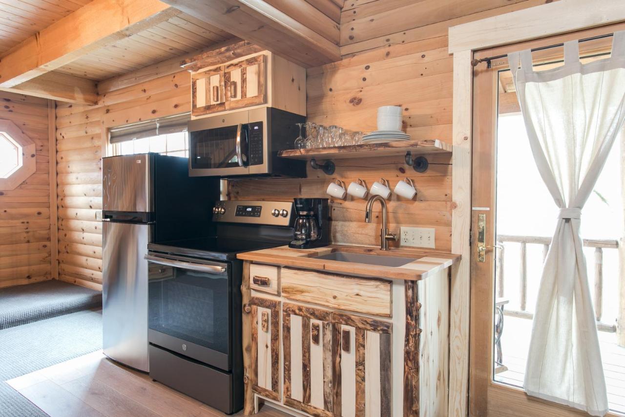 Coblentz Country Lodge By Amish Country Lodging Berlin Exteriör bild